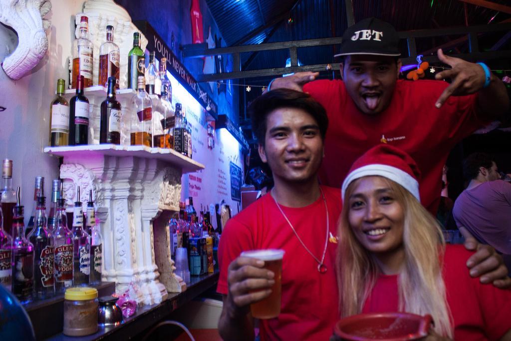 Top Banana Guesthouse & Rooftop Bar Phnom Penh Exterior foto